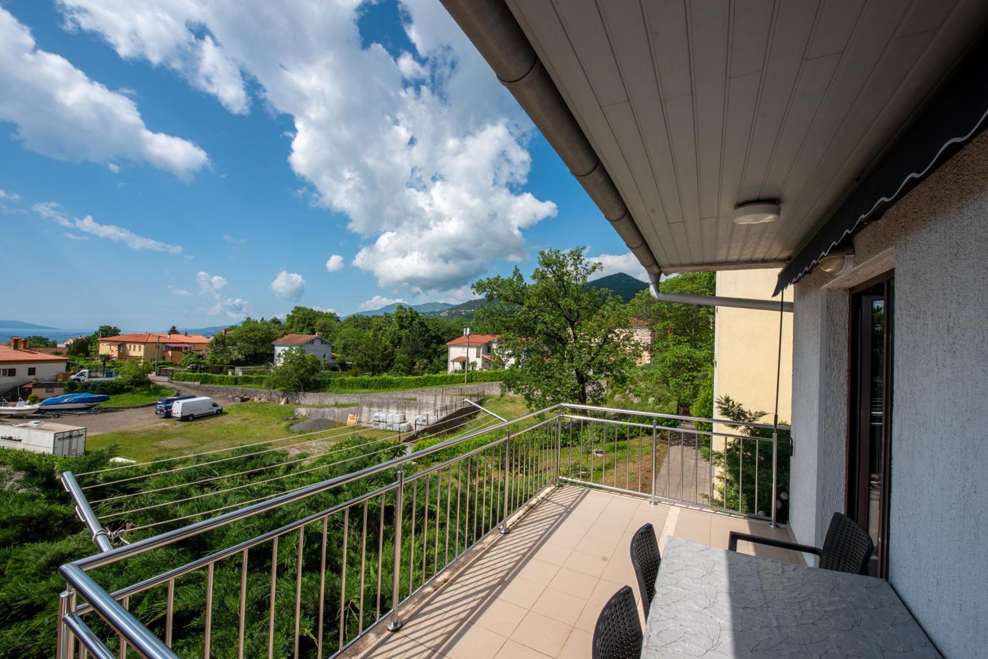 Apartments Dorijan With Pool Matulji Zewnętrze zdjęcie